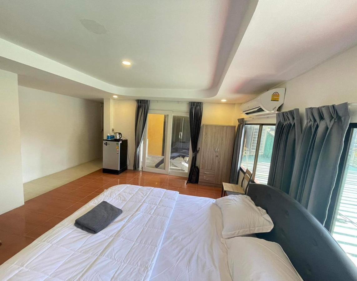 Hotel The Sports Lounge Pattaya Zewnętrze zdjęcie